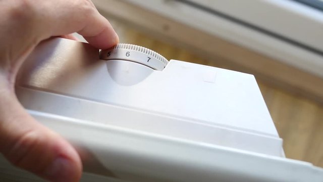 Temperature controller on the heater, temperature increase