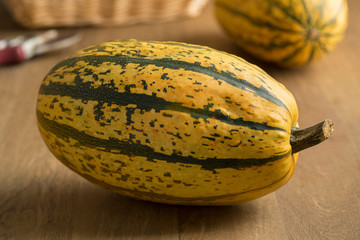 Fresh whole spaghetti squash