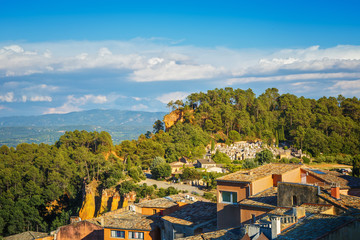 Fototapeta na wymiar .Provencal town of Roussillon. Proveence. France.