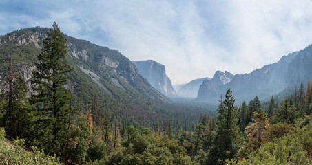 Fototapeta na wymiar Capitan, Yosemite
