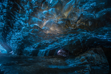 Islandia. Cueva de hielo
