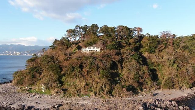 神奈川,真鶴,ドローン,風景, むら, タウンズ, ヒル, エスパーニャ, 建築, シティ, ユーロパ, 全景, 空, パノラマの, 景色, 山, 旅行, イタリア, 家, 岩, 観光, 青, ビル, 中世の, fra, 古い, 家, 地中海