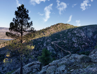 Cerro Cabeza de la Parra en la Sierra de Gredos. Avila. España. Europa