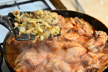 Stewed mushrooms in a spice pan