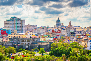 Fototapeta na wymiar Havana, Cuba downtown skyline.