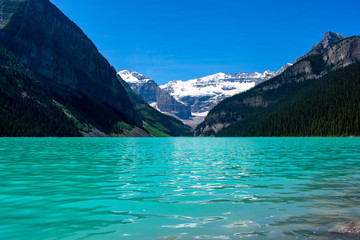 Fototapeta na wymiar View of Lake Louise in Banff National Park, Alberta, Canada 