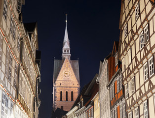 Obraz premium old town with market church and half-timbered houses in Hannover Germany