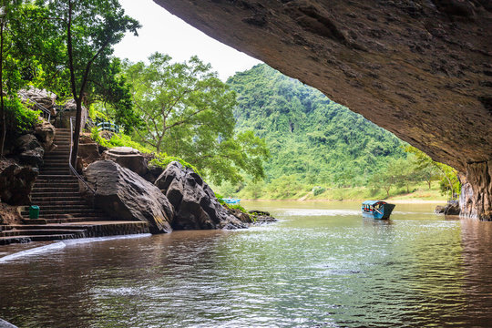 Phong Nha Cave. Vietnam