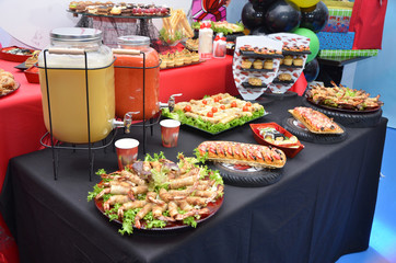 Moroccan biscuits are served with tea. Moroccan biscuits are offered at the wedding and Eid al-Fitr.cookies morocco