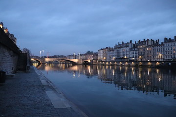 LYON - PONT BONAPARTE SUR LA SAONE