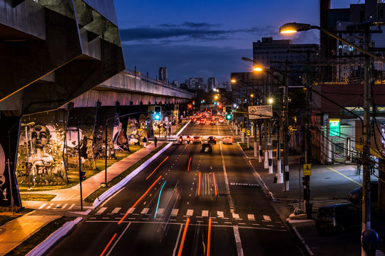 Zona norte de S&atilde;o Paulo, com vista para a Avenida Cruzeiro do Sul