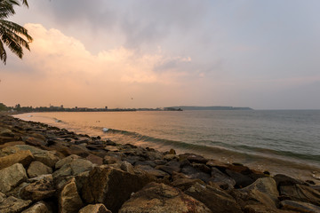 Fototapeta na wymiar Landscape of sunset on paradise tropical beach in Sri Lanka