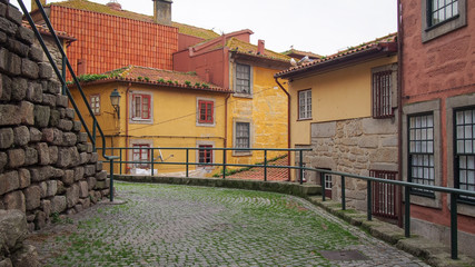 Hauses on Rua do Barredo in old Porto, Portugal