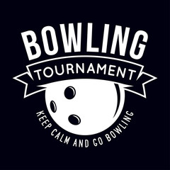 Fototapeta premium Vector vintage monochrome style bowling logo, icon, symbol. Bowling ball and bowling pins illustration. Trendy design elements.