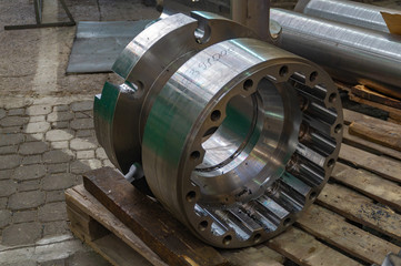 Part of the gear wheel with internal splines after fabrication