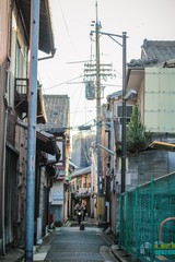 narrow street in kyoto