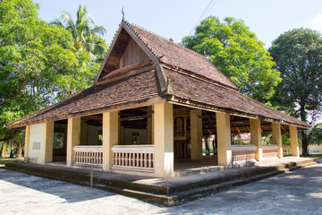 Wat Pra Bat Temple, it is in middle of Laos