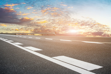 Fototapeta premium Sky Highway Asphalt Road and beautiful sky sunset scenery