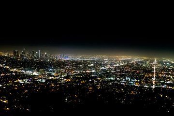 Fototapeta premium Los Angeles Skyline at Night at Griffith Observatory