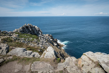 Pointe du raz : Falaise et océan en Bretagne 