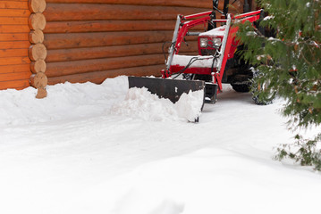 snow cleaning tractor