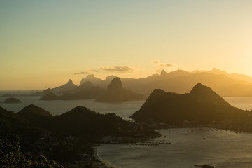 Naklejka premium Sunset over the mountains