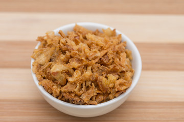 Crispy fried onion flakes