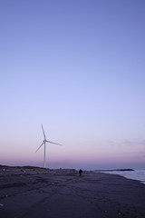 風車と朝焼けの波崎シーサイドバーク