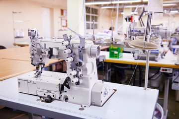 3 Needle coverstitch  Industrial Machine With Cover and Motor