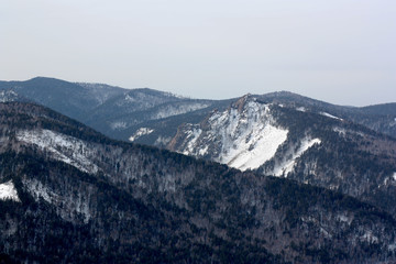 Fototapeta premium snow covered rocks