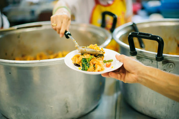 Free food, Using leftovers to feed the hungry : concept charity food