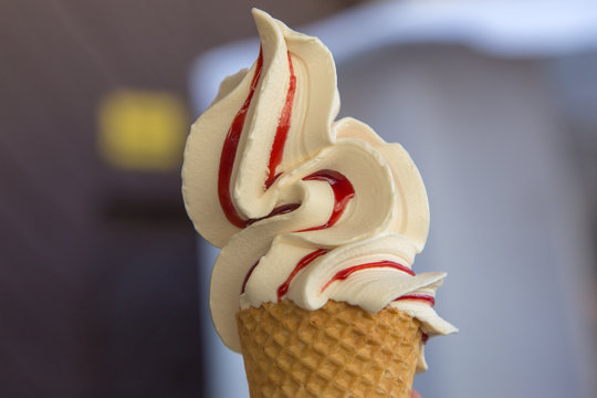 Vorfreude auf den Sommer - ein Softeis geht immer