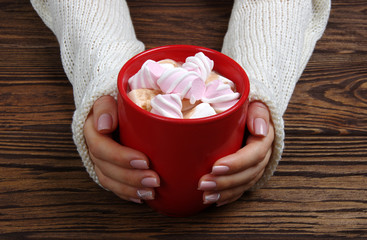  marshmallow on wooden table