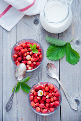 Wild strawberries for breakfast