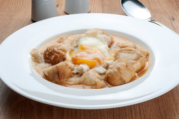 Sopa castellana