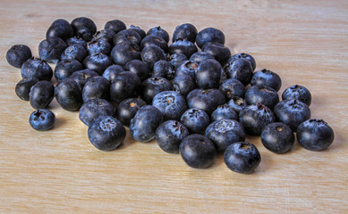 blueberries on a wooden table