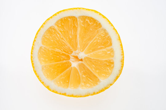 d&eacute;coupe citron jaune