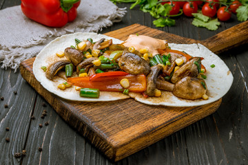 fajitas vegetarian on plate
