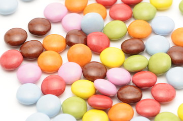 カラフルなチョコ