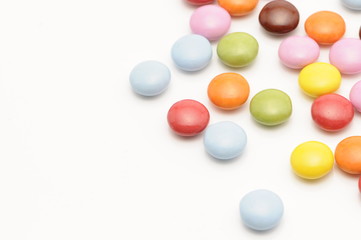 カラフルなチョコ