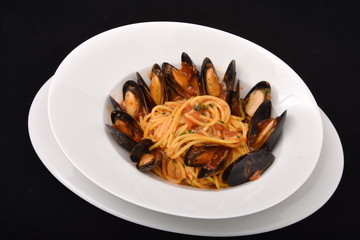Spaghetti with Clams and Garlic