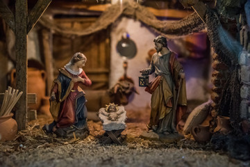 Fototapeta na wymiar nacimiento navideño, virgen maria y reyes magos