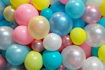 Fototapeta na wymiar colorful balloons on white background