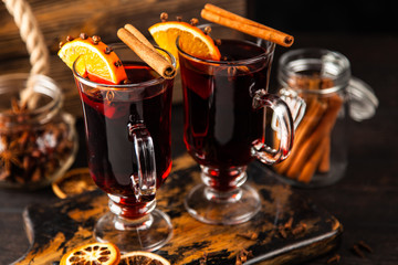 Mulled wine with spice and orange
