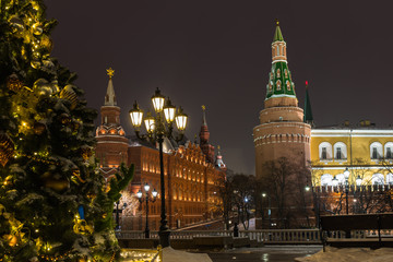Fototapeta na wymiar New year's Moscow evening