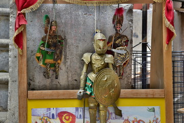 Pupo siciliano. Marionette tipiche in un teatrino della città di Palermo