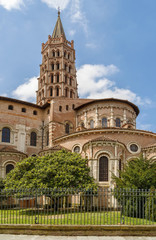 Fototapeta na wymiar Basilica of Saint-Sernin, Toulouse, France
