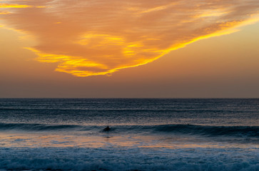 Obraz premium Spectacular sunset on the beach