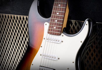 guitar amplifier and electricguitar
