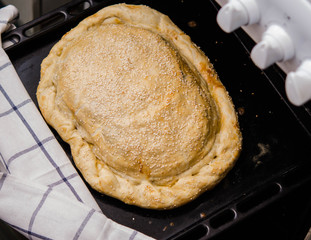 traditional kurnik © Anna Tolstopiatykh